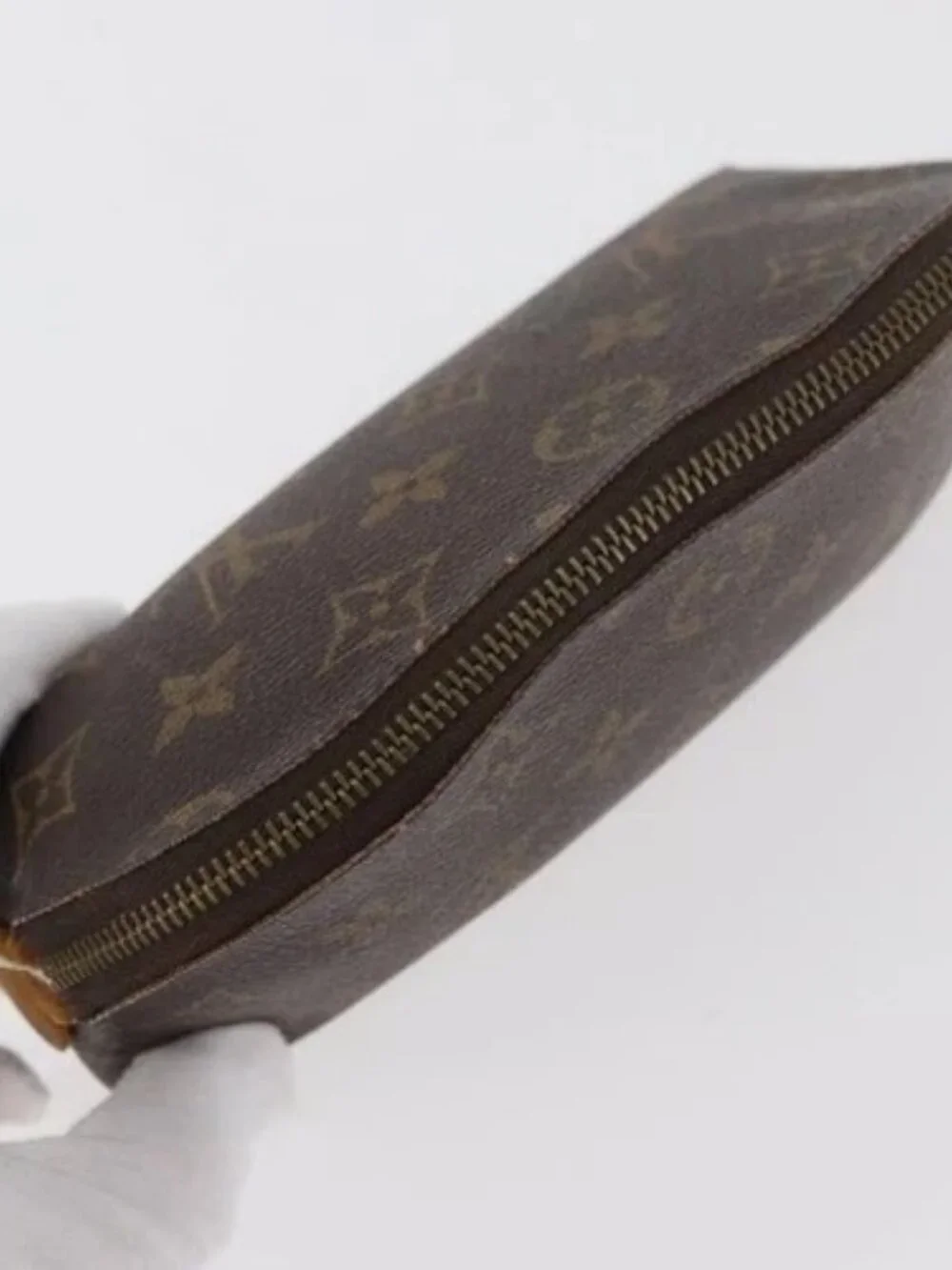 LOUIS VUITTON Monogram Pochette Cosmetic PM Pouch M43998 LV Auth BA13135